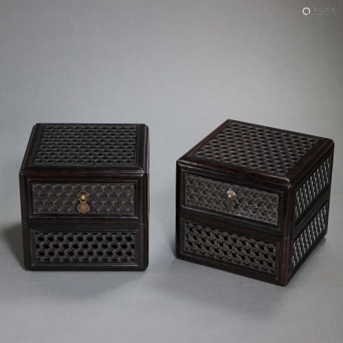 A PAIR OF CHINESE QING DYNASTY RED SANDALWOOD CABINETS