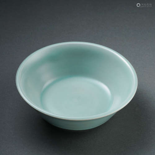 SOUTHERN SONG LONGQUAN WARE CELADON WASH