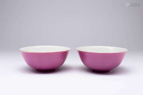 A PAIR OF CHINESE IMPERIAL PINK-ENAMELLED BOWLS SIX CHARACTE...