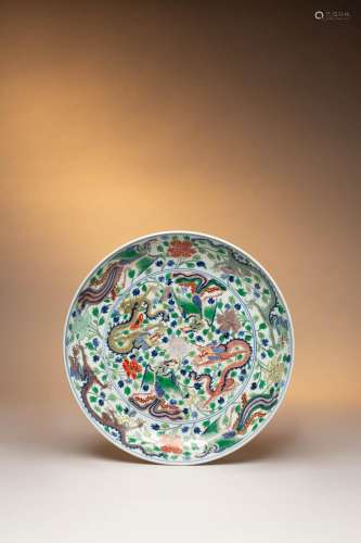 A RARE CHINESE IMPERIAL WUCAI `DRAGON AND PHOENIX` DISH SIX ...