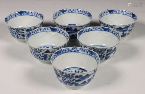 China, collectie blauw-wit porseleinen koppen en schotels, 1...