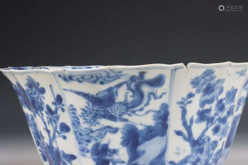 China, blauw-wit porseleinen kom, Kangxi periode (1662-1722)...