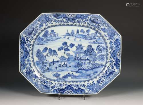 China, blauw-wit porseleinen dienschaal, Qianlong periode (1...