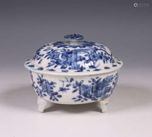 China, blauw-wit porseleinen dekselpotje, Kangxi periode (16...