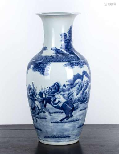 Blue and white baluster vase Chinese, 19th/20th Century pain...