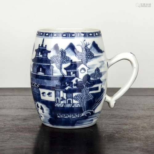 Blue and white barrel-shaped porcelain tankard Chinese, earl...