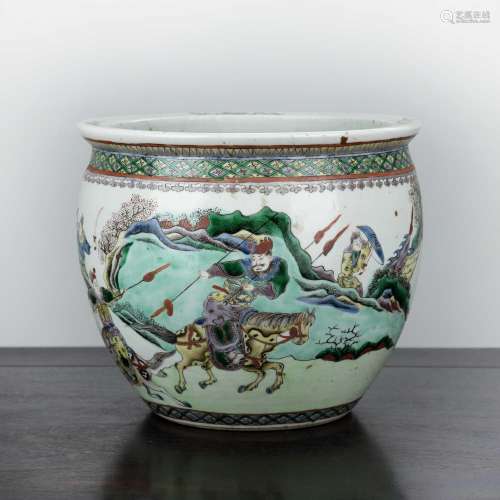 Famille verte jardiniere Chinese, 19th Century depicting fig...