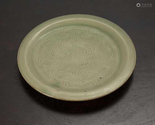 Celadon plate Chinese decorated with concentric style decora...