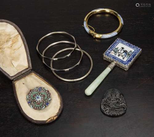 Collection of jewellery comprising of: white metal and ename...