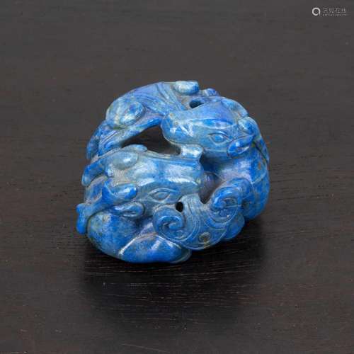 Lapis lazuli small carving Chinese in the form of three entw...