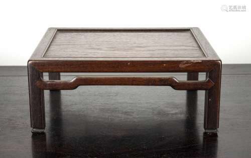 Wood rectangular stand Chinese, early 20th Century 29cm x 24...