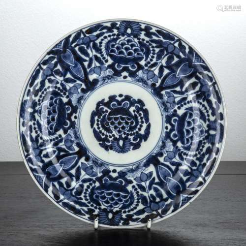 Blue and white Arita ware dish or plate Japanese, late 18th ...