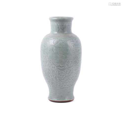 A Chinese longquan celadon glazed vase