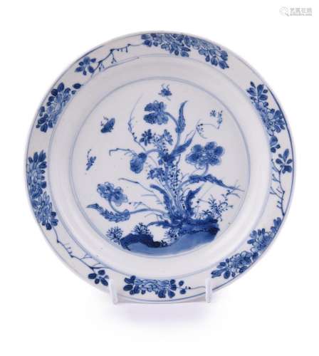 A Chinese blue and white small plate