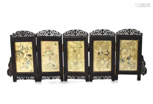 Chinese Framed Embroidery Table Screen,Qing D.