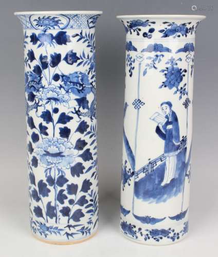 A Chinese blue and white porcelain cylinder vase