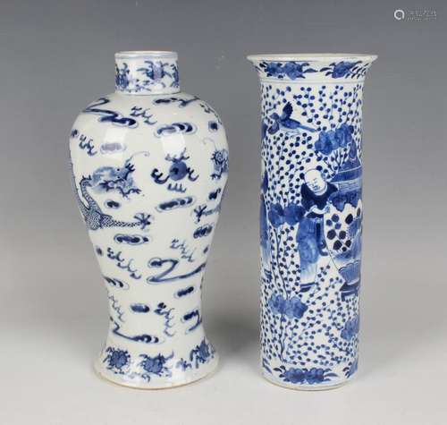 A Chinese blue and white porcelain vase