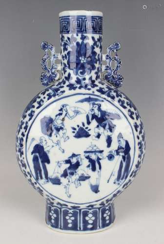 A Chinese blue and white moonflask