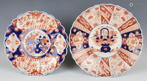Two Japanese Imari porcelain circular dishes