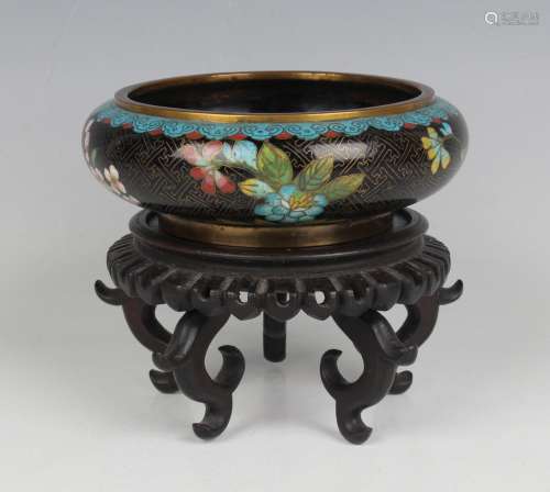 A Chinese cloisonné circular bowl