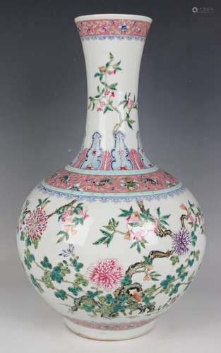 A Chinese famille rose porcelain bottle vase