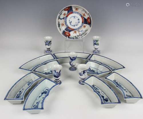 A Chinese blue and white porcelain part supper set