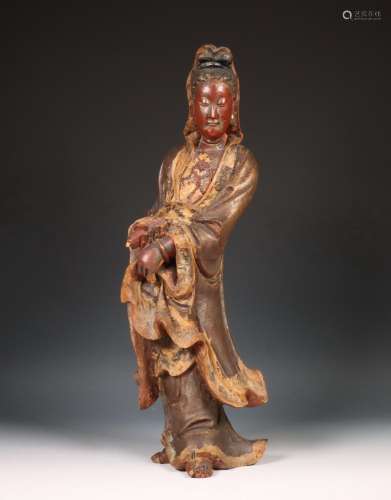 China, polychroom houten figuur van Guanyin, 19e eeuw,
