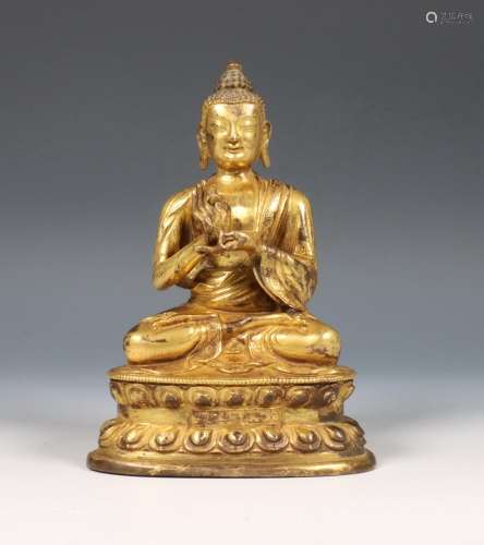 Sino-Tibet, vuurvergulde bronzen figuur van Boeddha, 18e/19e...