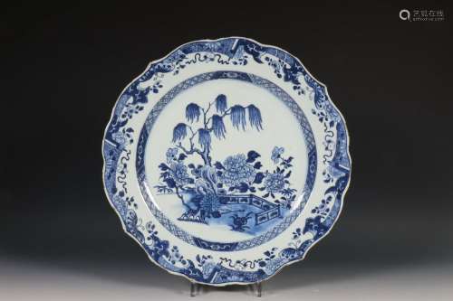 China, blauw-wit porseleinen schotel, Qianlong periode (1735...