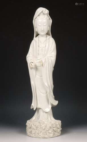 China, blanc-de-chine figuur van Guanyin, 18e/ 19e eeuw,