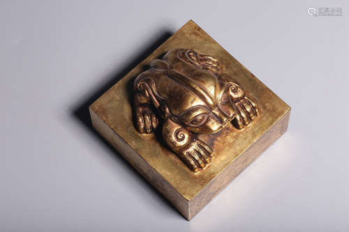 Bronze gilt seal with Western Xia text beast knobs