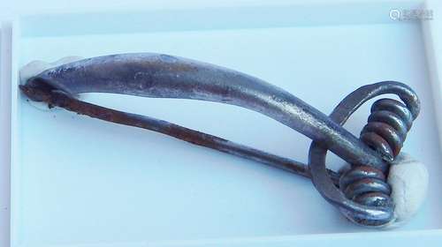 Celtic silver bow brooch