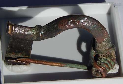 Celtic bow brooch