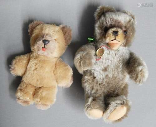 Convolute 2 small teddy bears, 1 of them Hermann,length maxi...