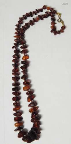 Amber necklace in gradient