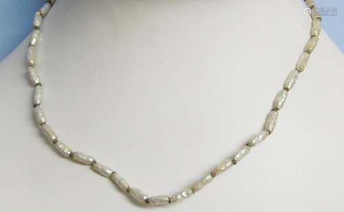 Necklace with freshwater pearls