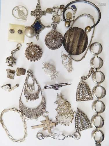 Convolute ca. 26 objects as multi-part silver and costume je...