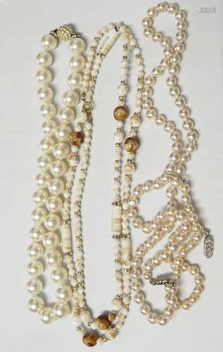 Convolute 3 costume jewelry necklaces with white beads