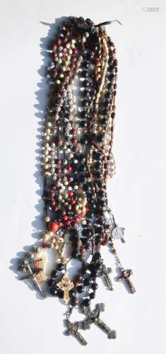 Mixed lot of 10 long rosaries with beads made of different m...