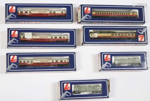 Convolute 5 passenger cars and 2 freight cars of the company...