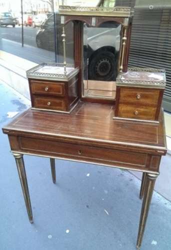 Top secretary with faceted mirror and small columns and rosé...