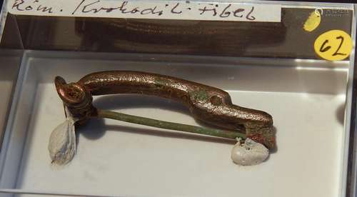 Roman crocodile brooch