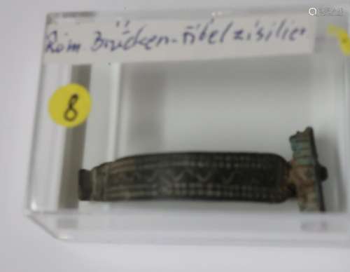 Roman bridge brooch