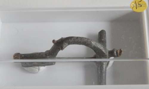 Roman crossbow brooch