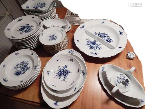 Approx.38-piece dinner service