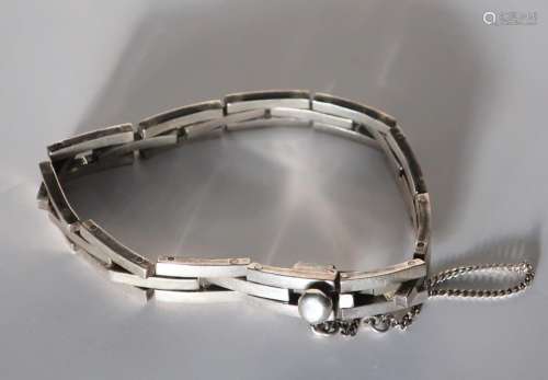 Curb bracelet