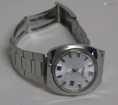 Men's wrist watch