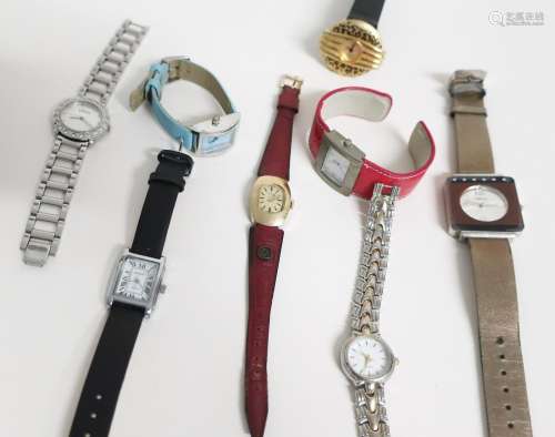 Mix of 9 ladies wristwatches