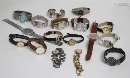 Convolute 18 ladies wristwatches of different brands