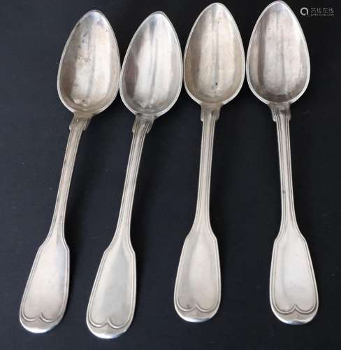 Mixed lot of 4 large spoons
